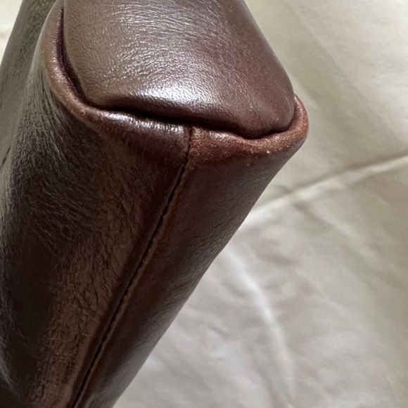 Brown Leather Looping Handle Bag Made in Italy - Picture 8 of 16